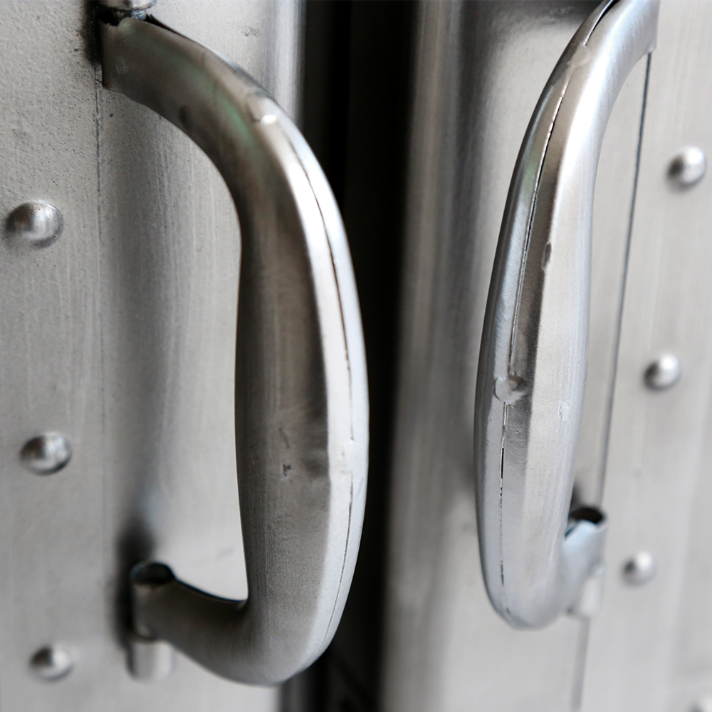 バスター（2Doors） キャビネット * 