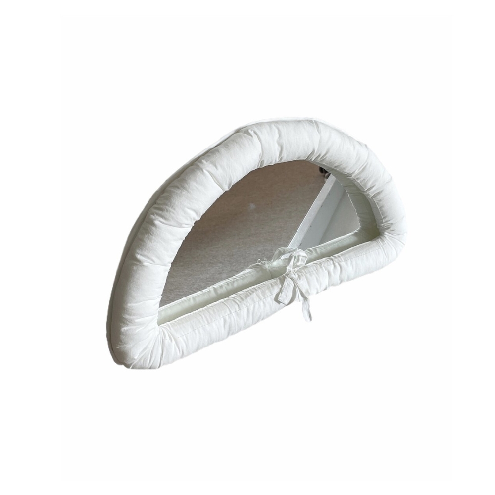 ハーフムーンクッションミラー (ホワイト) 