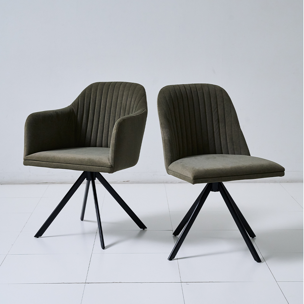 N-VISTA（エヌビスタ）チェア（アーム有）オリーブ アーム有（左）アーム無（右）※ご覧いただいている商品ページはアーム有仕様となります。