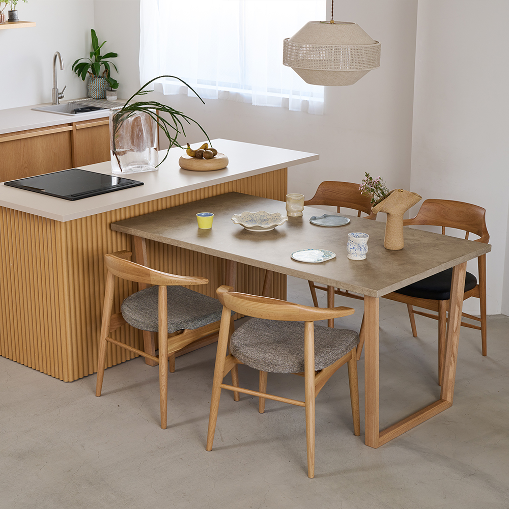 ウィルティック マティエラ塗装 ダイニングテーブル （横幅150 x 奥行85 cm） BE このページはW150cmの販売ページです。