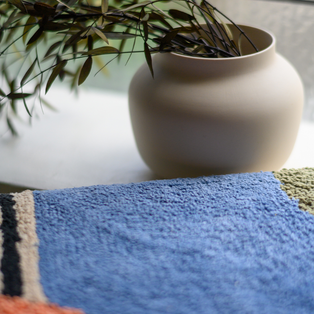 beej（ビージ）Tuft wall art（タフト ウォールアート）M Mサイズ※画像はＭサイズの写真となります。