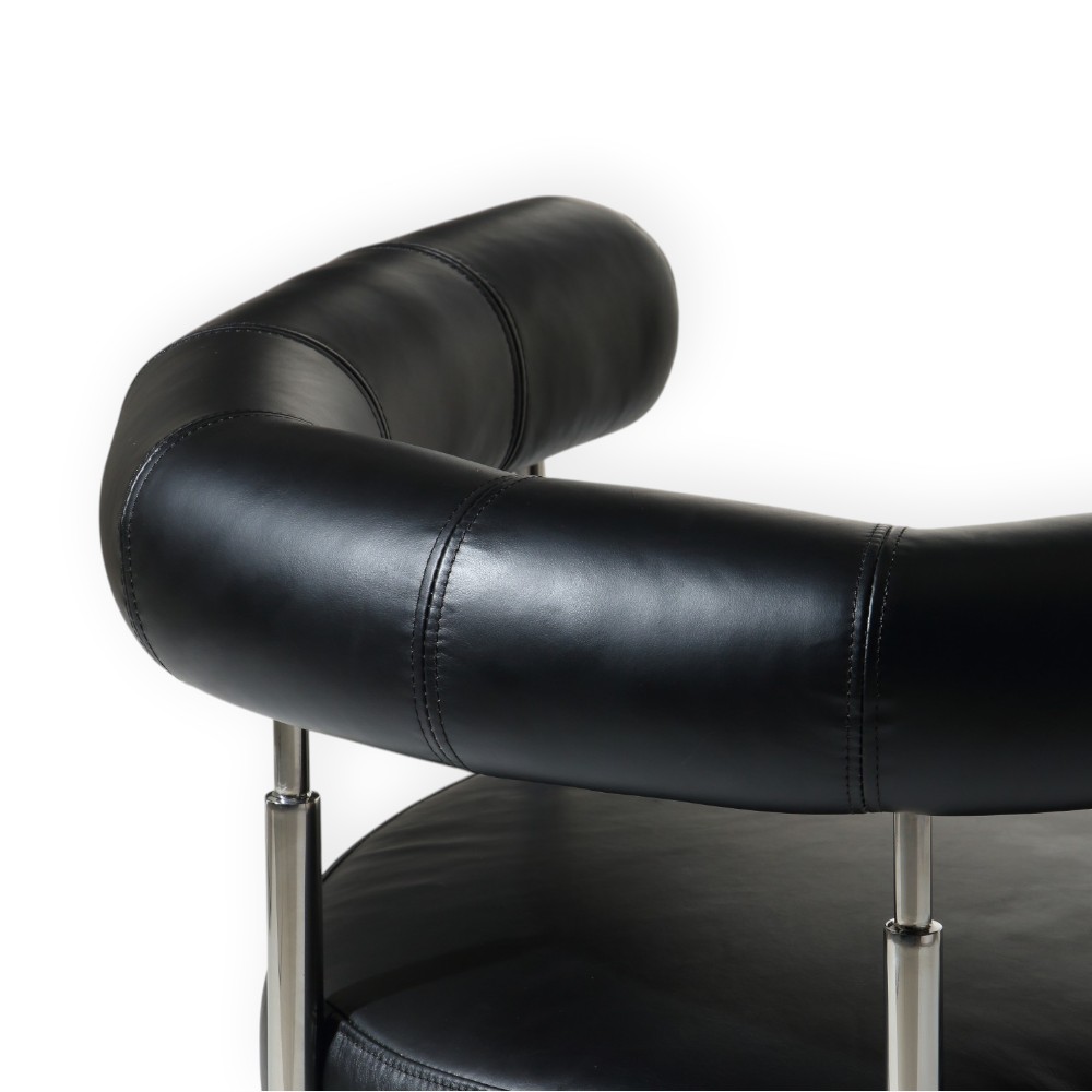 THE GRAFTON CHAIR（ザ・グラフトン チェア） 