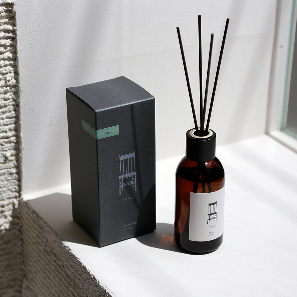 FORM（フォルム）ディフューザーオイル 200ml（Woody） 