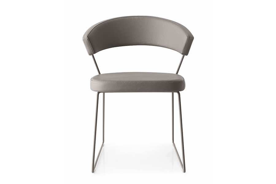 カリガリス コヌビア ニューヨーク ダイニングチェア (ソフトレザー) ／ Calligaris connubia NEW YORK[CB1022] D04/P176 本体：D04（トープ）/フレーム：P176（マットトープ）