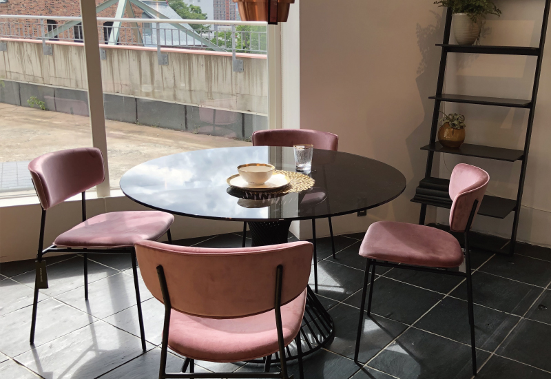 ✨札幌近郊配送可✨calligaris カリガリス ガラスダイニングテーブルセット