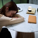 リチャージブルグローロッド L （6×8cm）（テーブルランプ） 