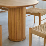 ウィルティック ハーフラウンド  ダイニングテーブル ヨコハギ無垢（ レッドオーク） 