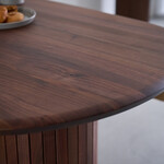 ウィルティック ハーフラウンド  ダイニングテーブル ヨコハギ無垢（ ウォールナット） 