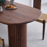 ウィルティック ハーフラウンド  ダイニングテーブル ヨコハギ無垢（ ウォールナット） 