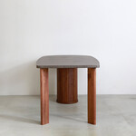 ウィルティック ハーフラウンド マティエラ塗装 ダイニングテーブル（ウォールナット脚） 