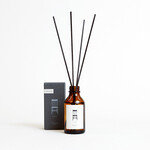FORM（フォルム）ディフューザーオイル 100ml（White Floral） 
