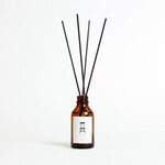 FORM（フォルム）ディフューザーオイル 100ml（Woody） 