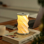Mini Hexagon Twist Lamp（ミニヘキサゴン ツイストランプ）Lunar White 