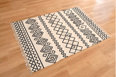 MELIB（メリブ）ラグ　140×200cm 