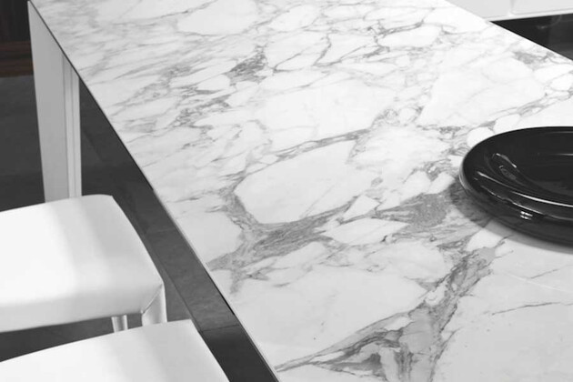 Calligaris カリガリス Delta デルタ 伸長式のダイニングテーブル ダイニングテーブルの通販 リビングハウス 公式 家具 インテリア雑貨のliving House オンラインストア