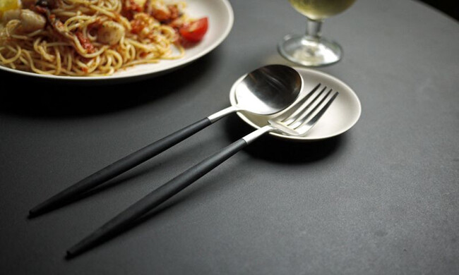 クチポール ゴア ディナーフォーク / ブラック×シルバー 