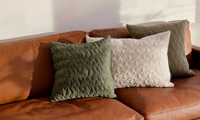 アルネ ヤコブセンクッション 45×45cm / タッセル Tassel ペールグリーン 