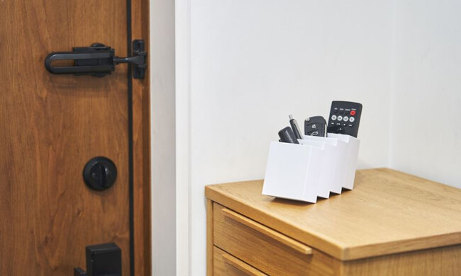 リモコンスタンド リモココ ホワイト 