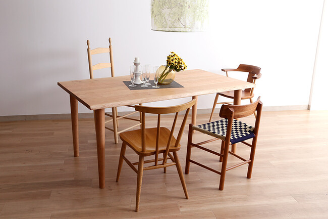 at will（アットウィル）ダイニングテーブル（耳付き）［150-200×90×72cm］ 