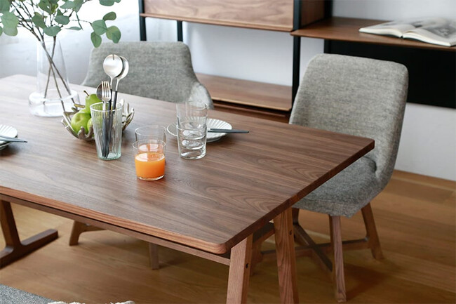 FAVO 2（ファボ 2）ダイニングテーブル（ナチュラル色） 