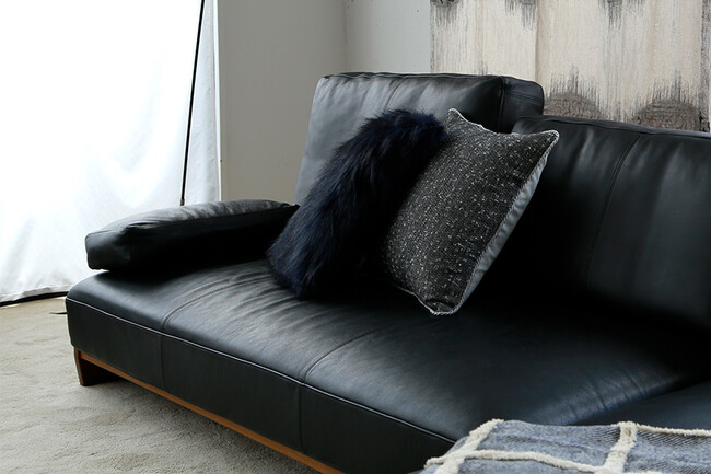 WEBB（ウェッブ）肘クッション レザー 