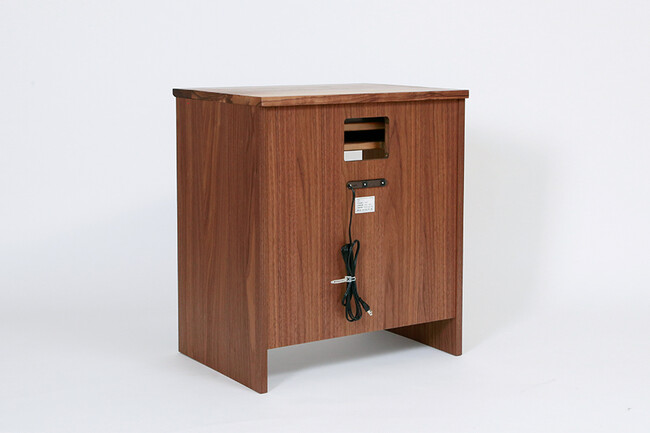 木の温もりに癒やされるPCデスク 