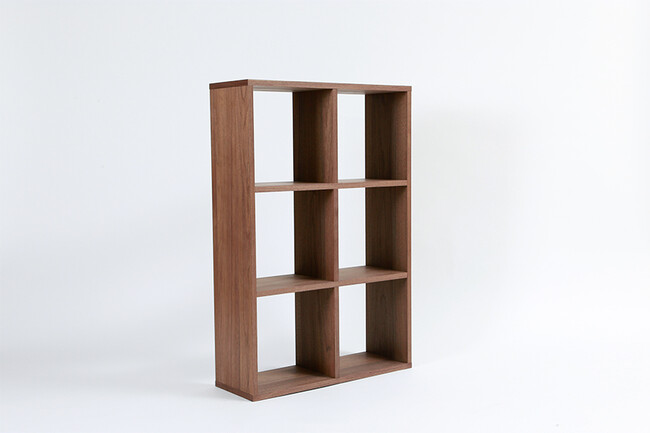 木の温もりに癒やされるシェルフ 