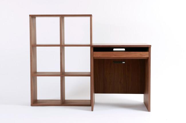 木の温もりに癒やされるシェルフ 