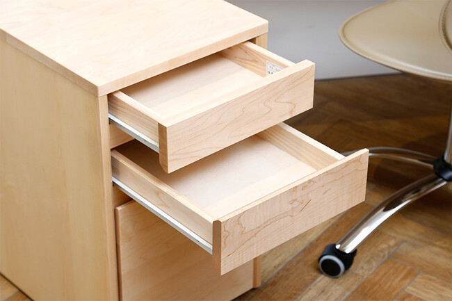 木の温もりに癒やされるワゴン 