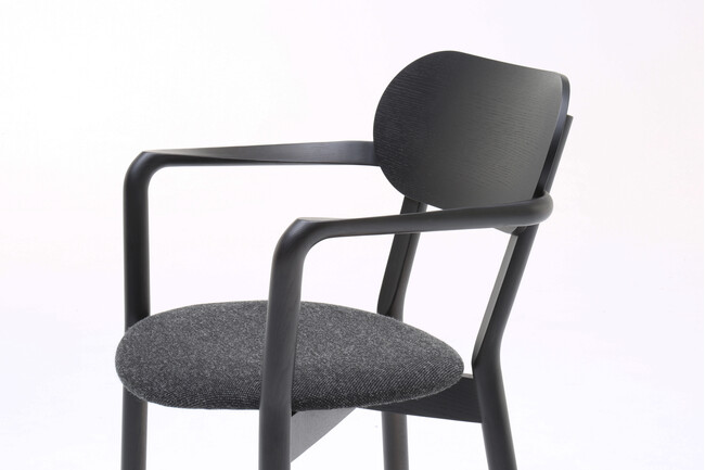 KARIMOKU NEW STANDARD (カリモクニュースタンダード) CASTOR（キャストール）アームチェア プラスパッド 