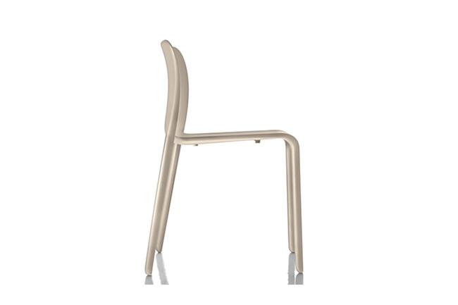 MAGIS (マジス) CHAIR FIRST (チェアファースト) ダイニングチェア 