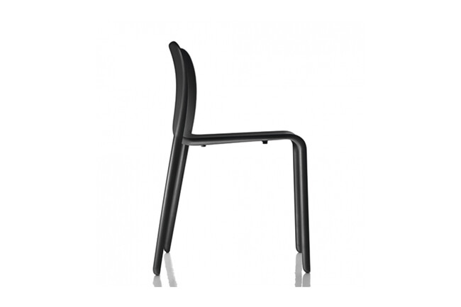 MAGIS (マジス) CHAIR FIRST (チェアファースト) ダイニングチェア 