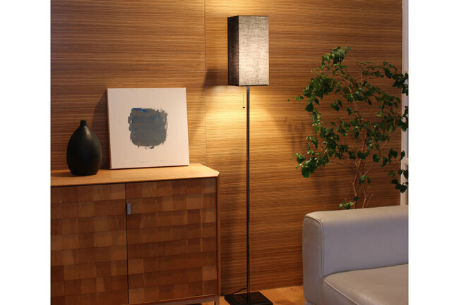 Serie (セリエ) フロアランプ 