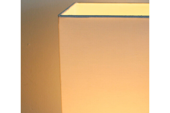 Serie （セリエ） テーブルランプ white 