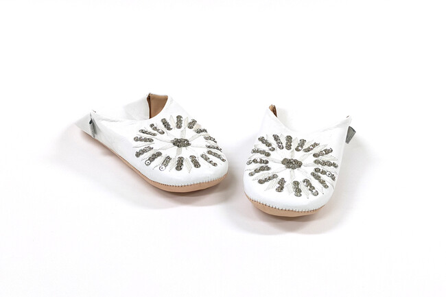 Skips! スパンコールバブーシュ（L / ホワイト） 