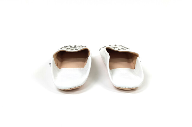 Skips! スパンコールバブーシュ（L / ホワイト） 