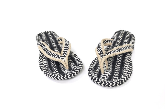 Skips! VAPEU コットン鼻緒サンダル （M / ブラック） 