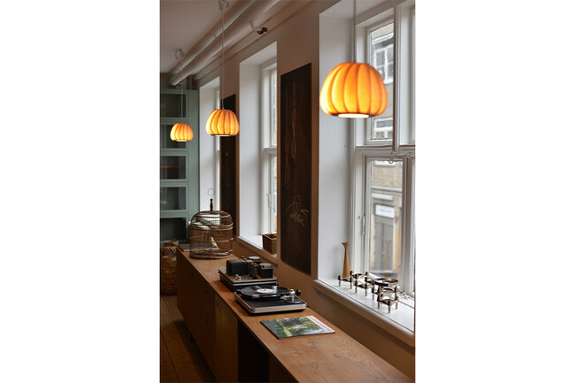 TR12 ペンダントランプ M 