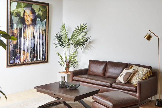 マドモアゼルリザ163x130cm　アート 