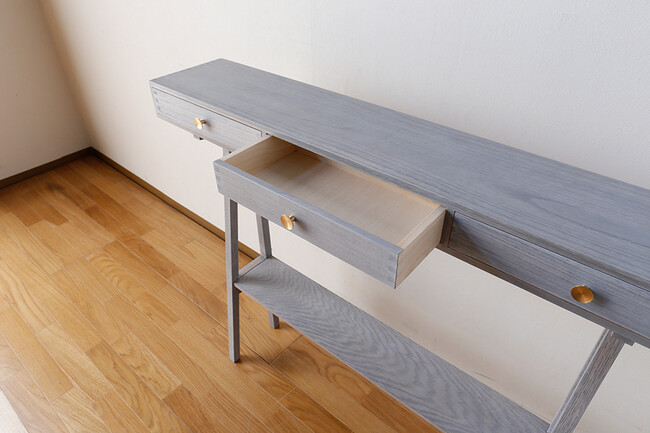 薄型コンパクトなコンソール 