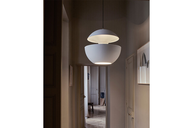 HERE COMES THE SUN（ヒア・カムズ・ザ・サン）250 ペンダントランプ ホワイト/ホワイト 