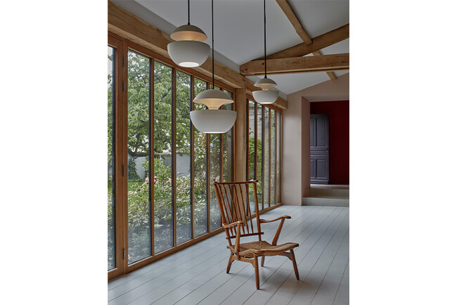 HERE COMES THE SUN（ヒア・カムズ・ザ・サン）250 ペンダントランプ ホワイト/ホワイト 