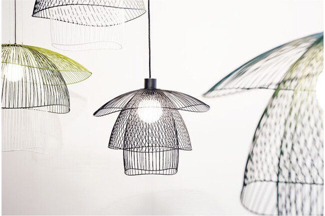 SUSPENSION PAPILLON（サスペンション パピオン）ペンダントランプ SMALL ブラック 