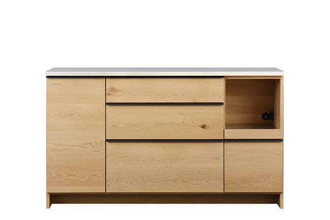 ステンレス天板を活かしたカウンター 