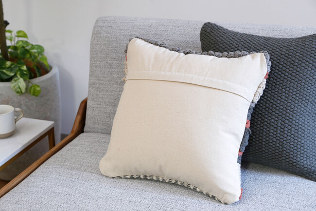 LH-CC 22 クッションカバー PK/GR 30×30cm 