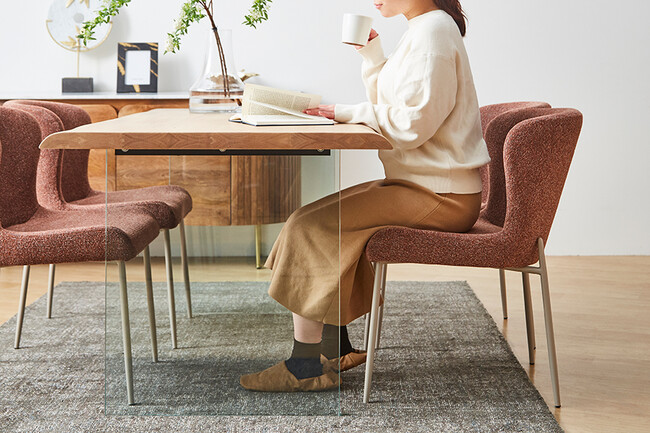 GRAM（グラム）チェア 