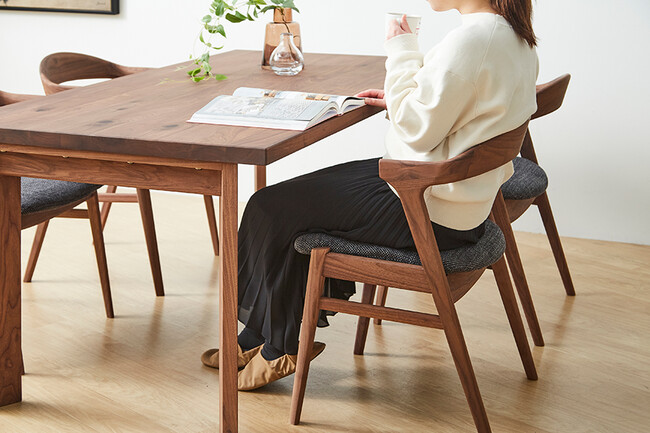 go（ゴウ）アームチェア  WN ウレタン塗装（PVC） 