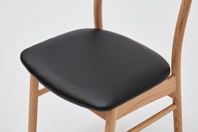yama（ヤマ）サイドチェア  OAK エクリュ（PVC） PVC-BK座
