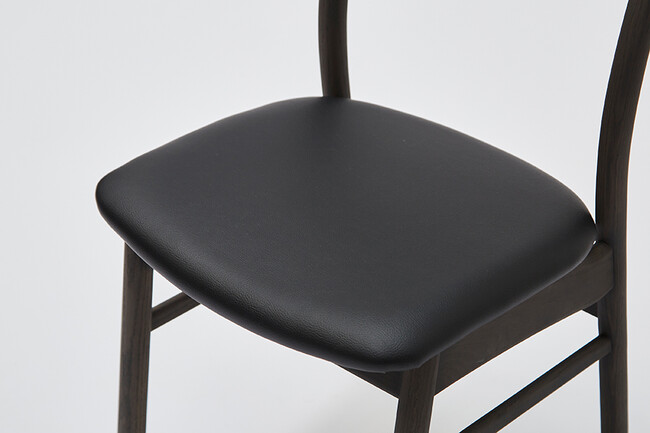 yama（ヤマ）サイドチェア  OAK インクブラック（PVC） 