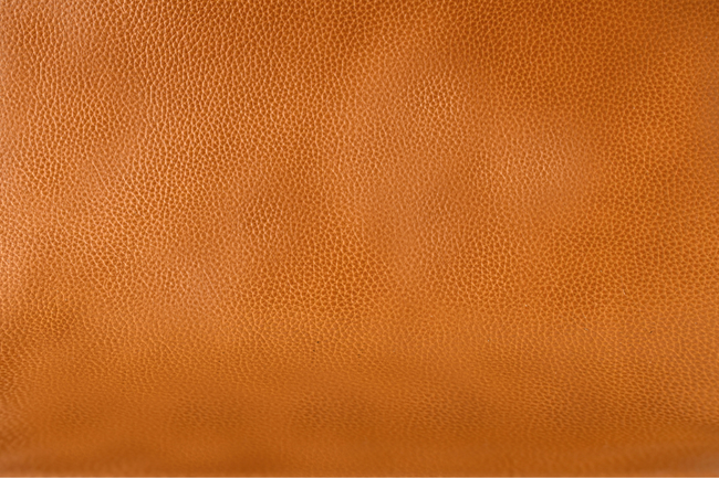 収納付きのモダンなサイドテーブル 